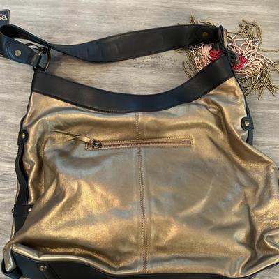 Sale Photo Thumbnail #844