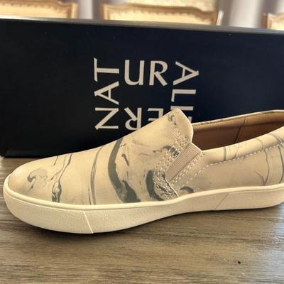 Sale Photo Thumbnail #48