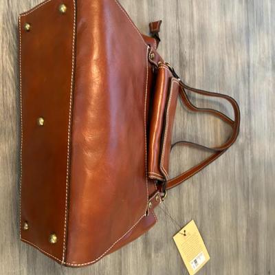 Sale Photo Thumbnail #908