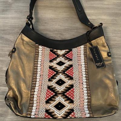 Sale Photo Thumbnail #843