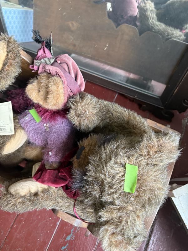 Sale Photo Thumbnail #261