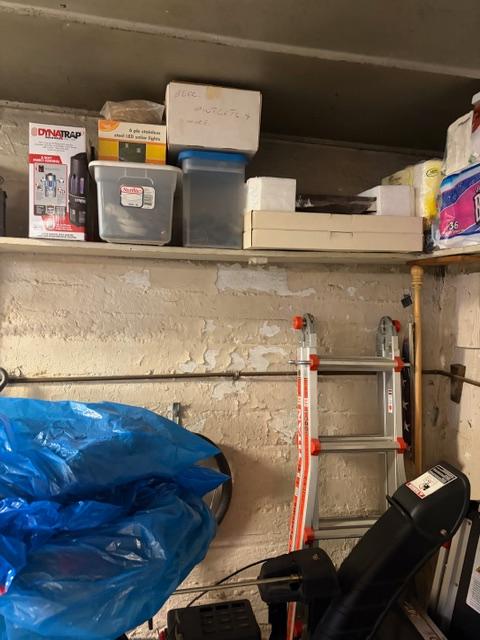 Sale Photo Thumbnail #17