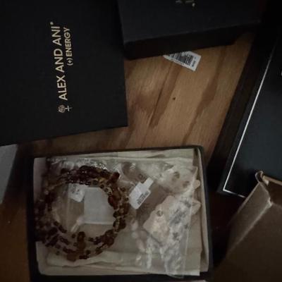 Sale Photo Thumbnail #39