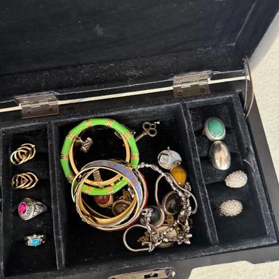 Sale Photo Thumbnail #11