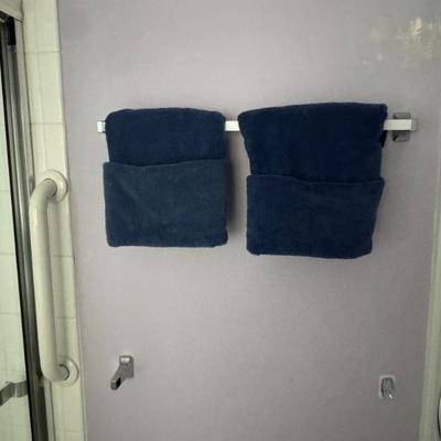 Sale Photo Thumbnail #99