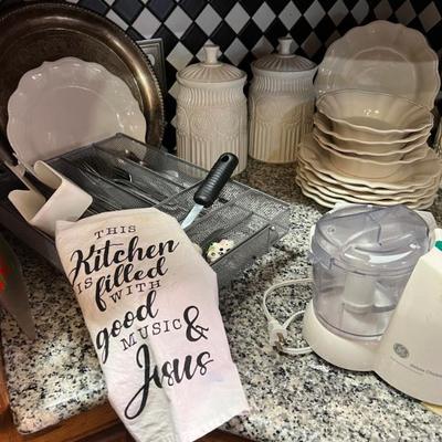 Sale Photo Thumbnail #47