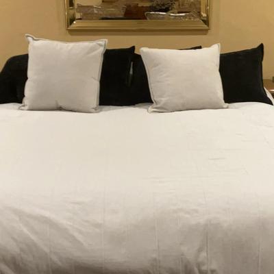 Art Deco Style Storage Bed and 2 Nightstands