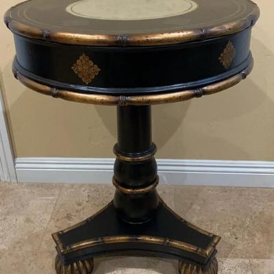 Rounded Accent Pedestal Table with mirrored top