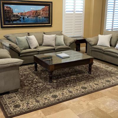 Krause's Living Room 3-Piece Set - Sofa, Love Seat, and Chair 