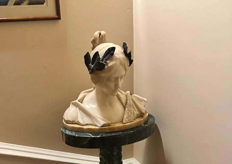 Sale Photo Thumbnail #47