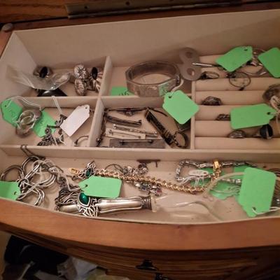 Sale Photo Thumbnail #36