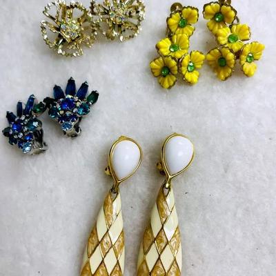 Vintage Clip-on Earrings