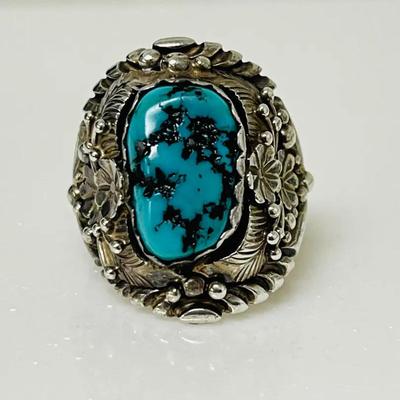 Navajo Style Native American Sterling and Turquoise Ring