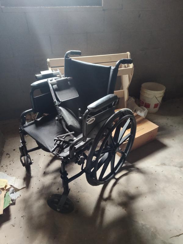 Sale Photo Thumbnail #24