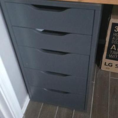 Sale Photo Thumbnail #203