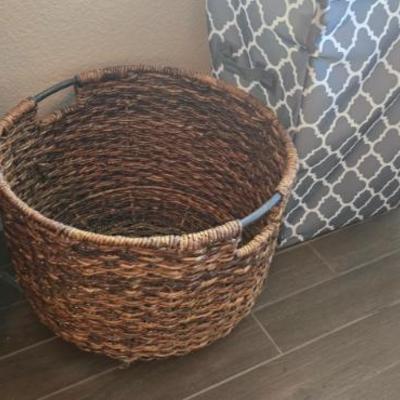 Sale Photo Thumbnail #101