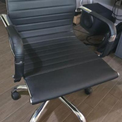 Sale Photo Thumbnail #218