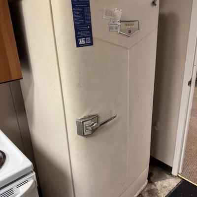 Sale Photo Thumbnail #256