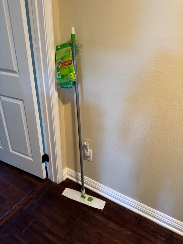 Sale Photo Thumbnail #103