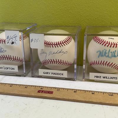 Phillies Signed Baseballs - Lofton, Maddox, Williams