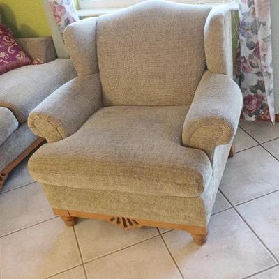 Schweiger Chair W/ Wood Frame 42x36x36