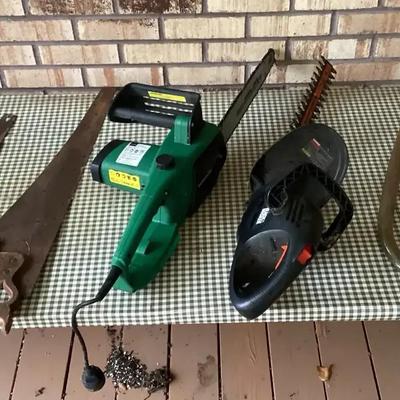 Assorted Vintage and Electric Saws Lot
