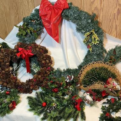 Christmas Wreaths And Wall Hanging