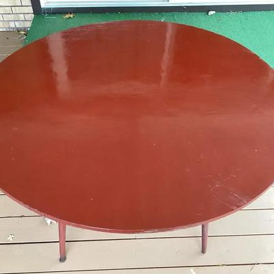 Round Red Wood Patio Table