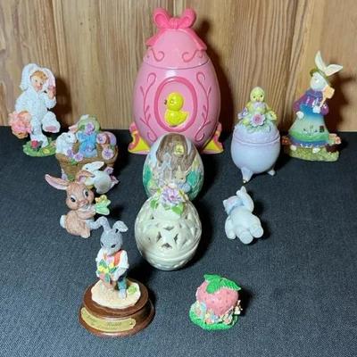 Vintage Easter Figurines 