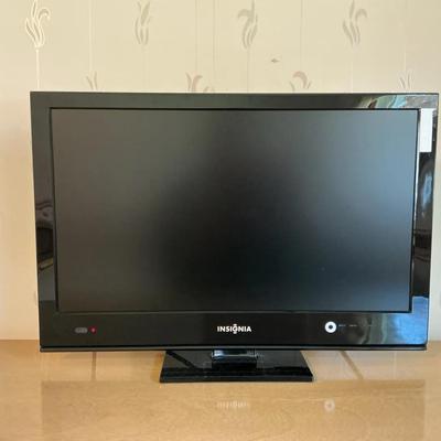 Insignia 24” Flat Screen LED TV 