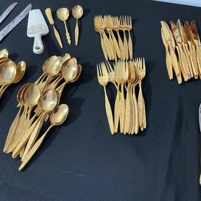 87pcs Gold Plated Flatware 