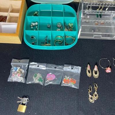 Assortment of Earrings