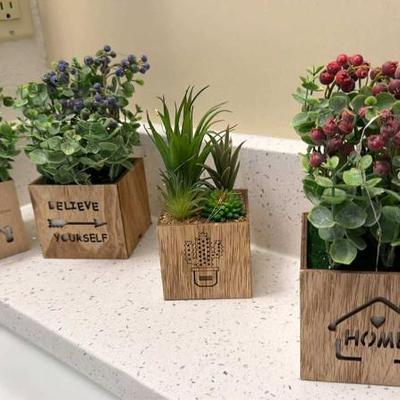 Sale Photo Thumbnail #105