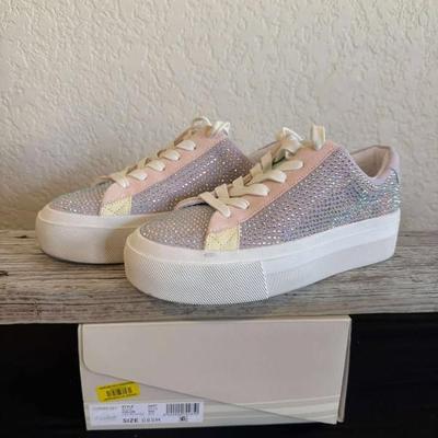 Sale Photo Thumbnail #117