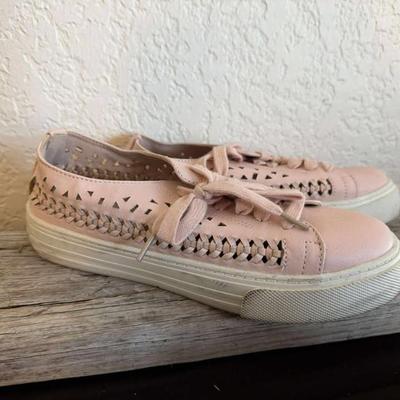 Sale Photo Thumbnail #16