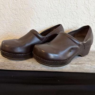 Sale Photo Thumbnail #93