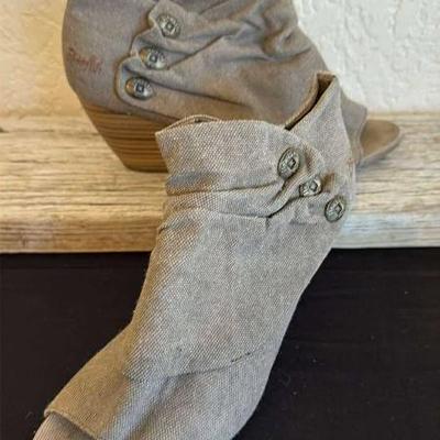 Sale Photo Thumbnail #50