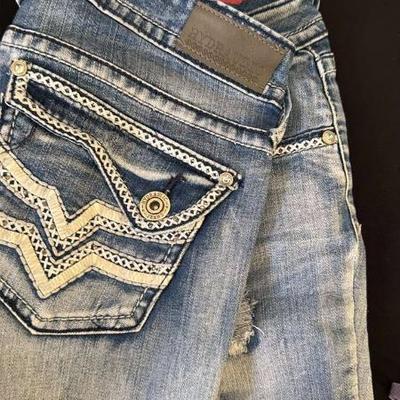 Sale Photo Thumbnail #80