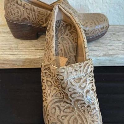 Sale Photo Thumbnail #65