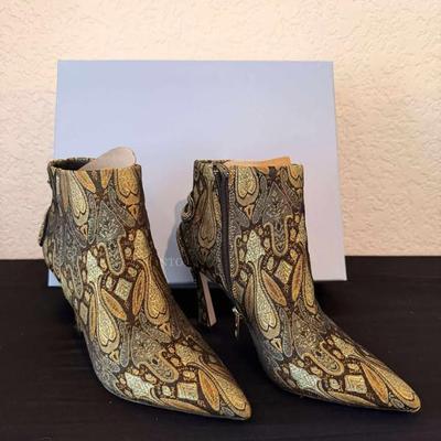 Sale Photo Thumbnail #70