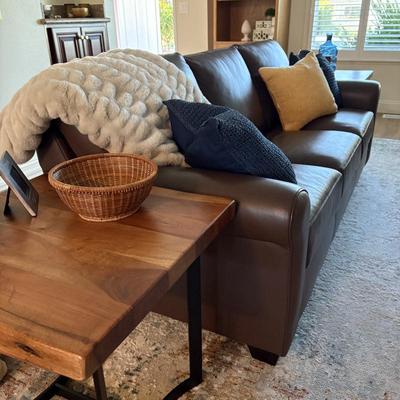 Sale Photo Thumbnail #5