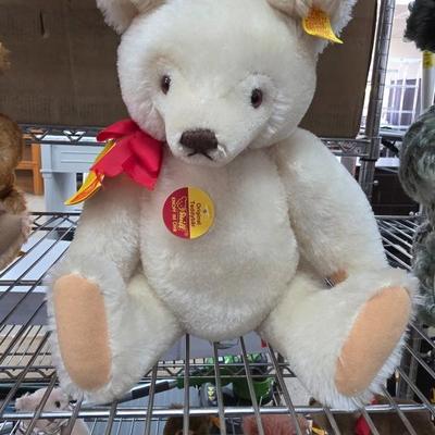 Sale Photo Thumbnail #197