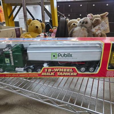 Sale Photo Thumbnail #162