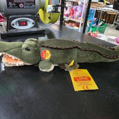 Sale Photo Thumbnail #46