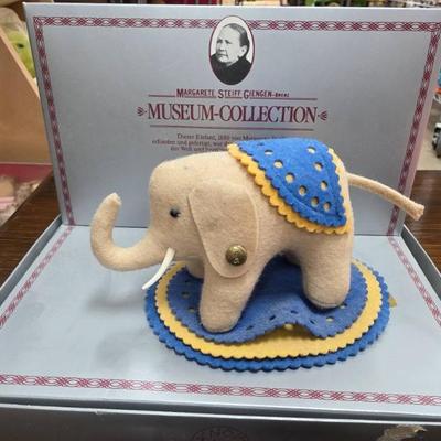 Sale Photo Thumbnail #124