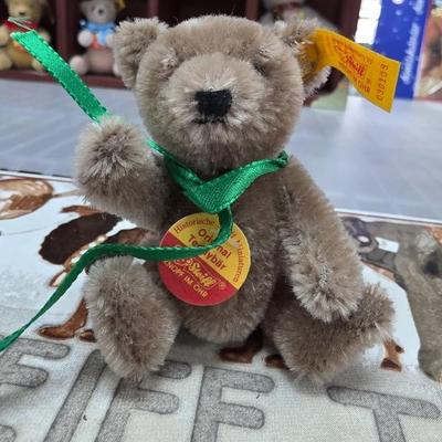 Sale Photo Thumbnail #137