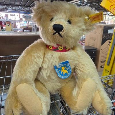 Sale Photo Thumbnail #191