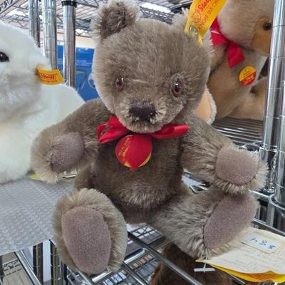 Sale Photo Thumbnail #221