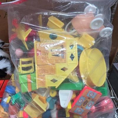 Sale Photo Thumbnail #119