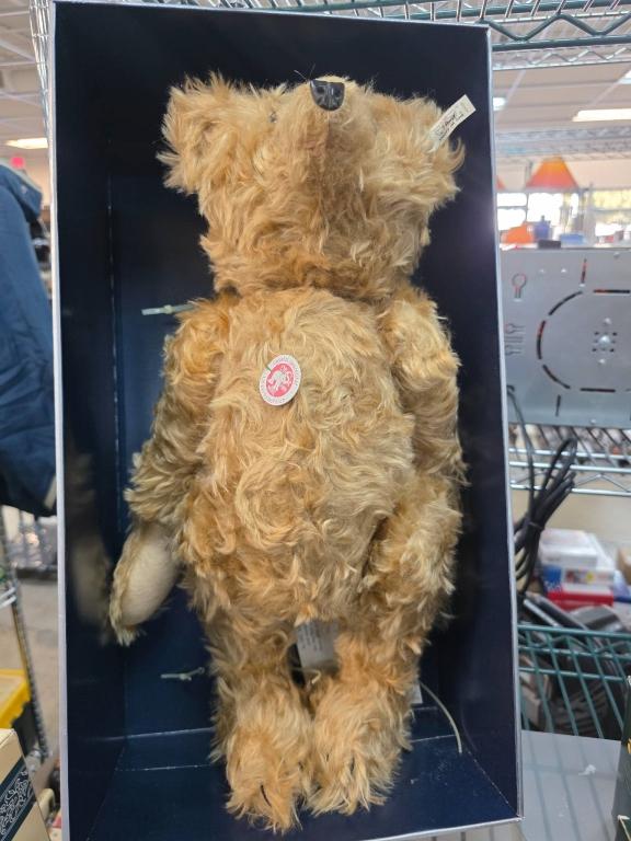 Sale Photo Thumbnail #233